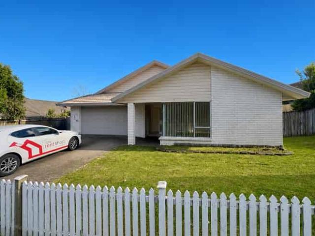 House for rent in Manurewa, Oroua County