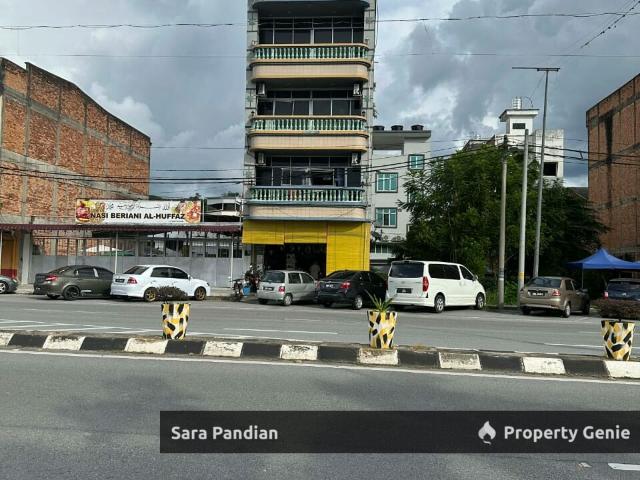 Shop Office for sale in Perak