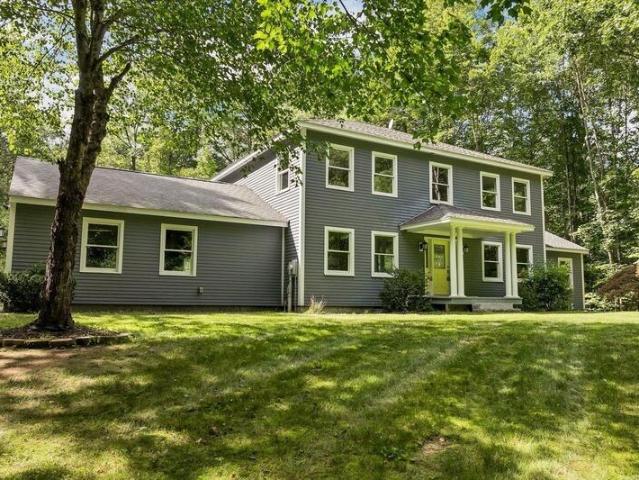 House for sale in Bow