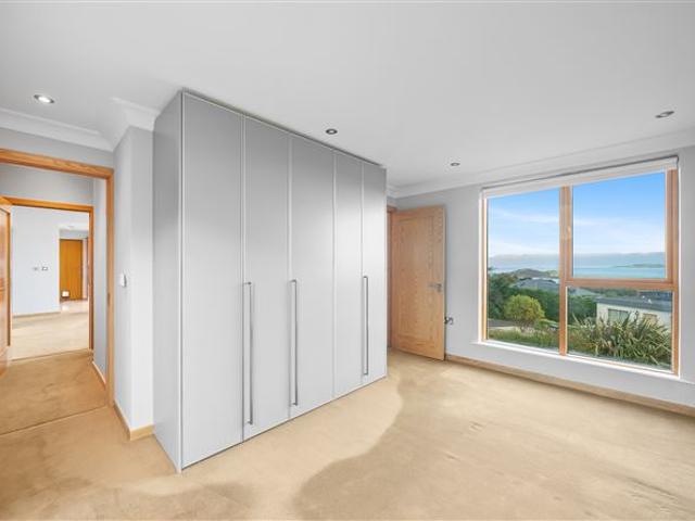 Detached House for sale in Bluebell, North Tipperary