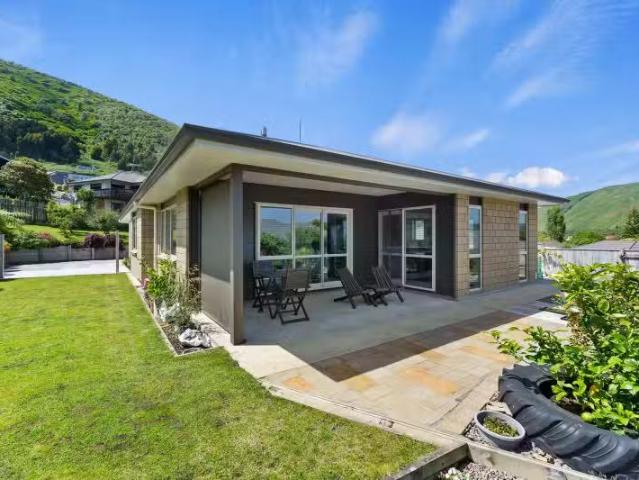 House for sale in Waikanae, Wellington