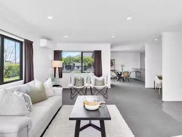 House for sale in Te Whāriki, Lincoln