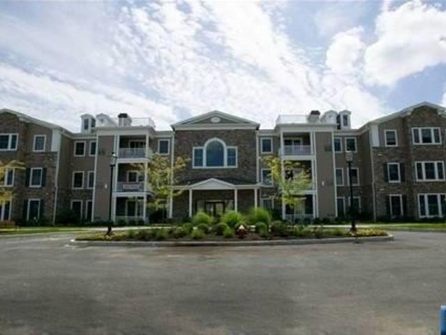 Condo for sale in Cresskill, Bergen County
