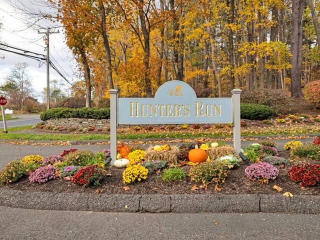 Townhouse for sale in Avon, Connecticut