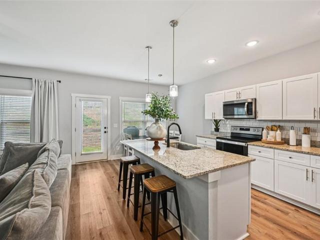 Townhouse for sale in Jasper Townhouse for sale in Jasper