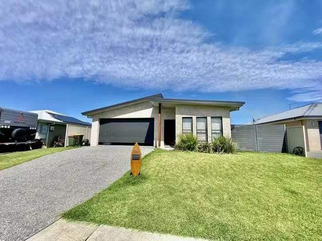 House for rent in Chain Valley Bay, New South Wales