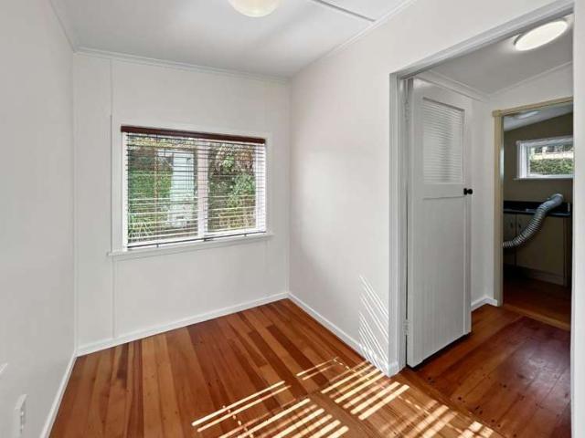 House for rent in Taranaki