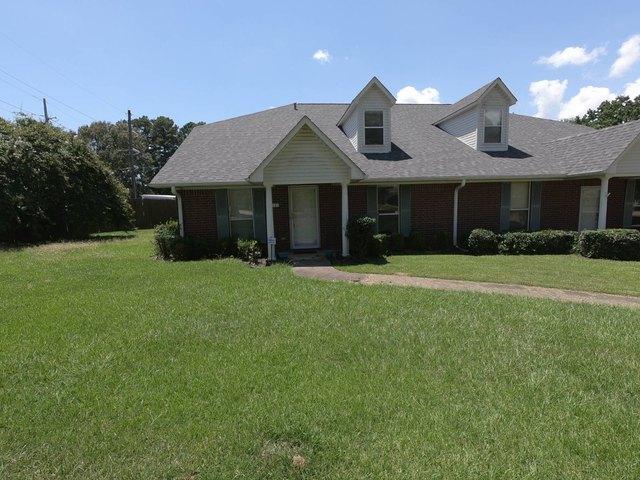 Townhouse for sale in Texarkana, Texas