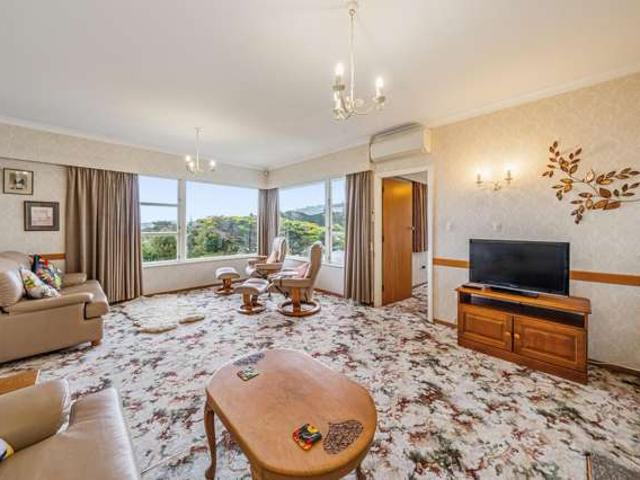 House for sale in Days Bay, Wellington