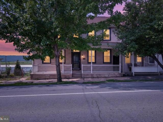 Townhouse for sale in Gratz, Pennsylvania