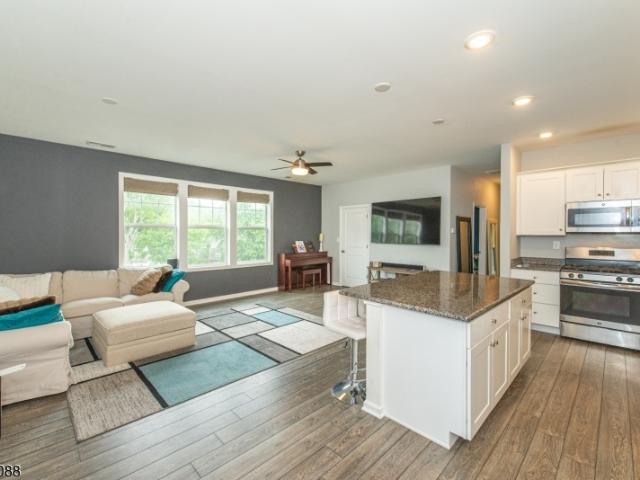 Condo for sale in Hopatcong