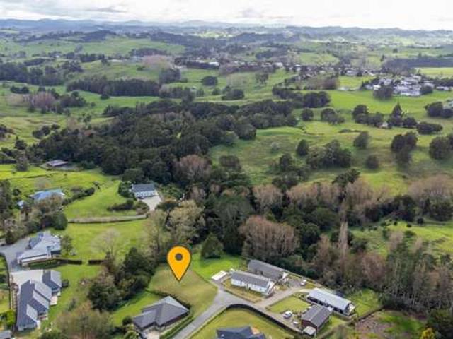 Land for sale in Wellsford