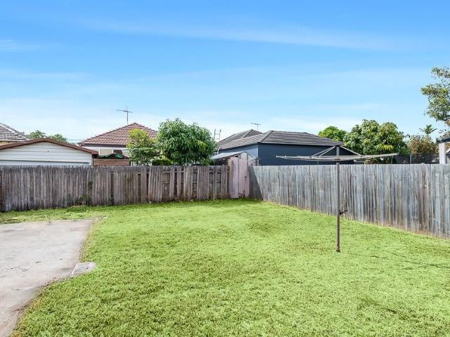 House for rent in Mascot