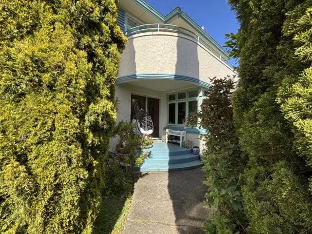 House for rent in Otakou