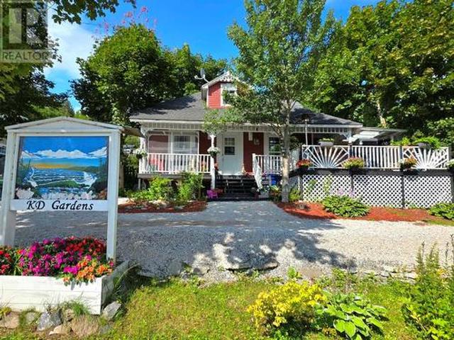 House for sale in Corner Brook, Newfoundland And Labrador