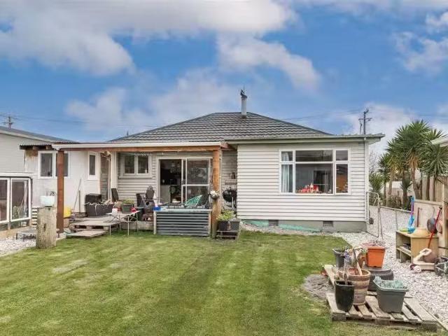 House for sale in Fairdown, West Coast