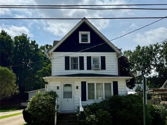 House for sale in North East, Pennsylvania