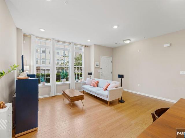 Townhouse for sale in Wood Ridge