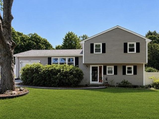 House for sale in Walpole, Massachusetts