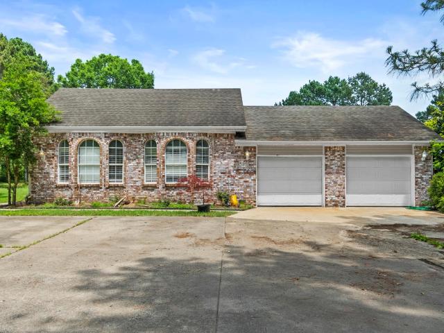 House for sale in Ark