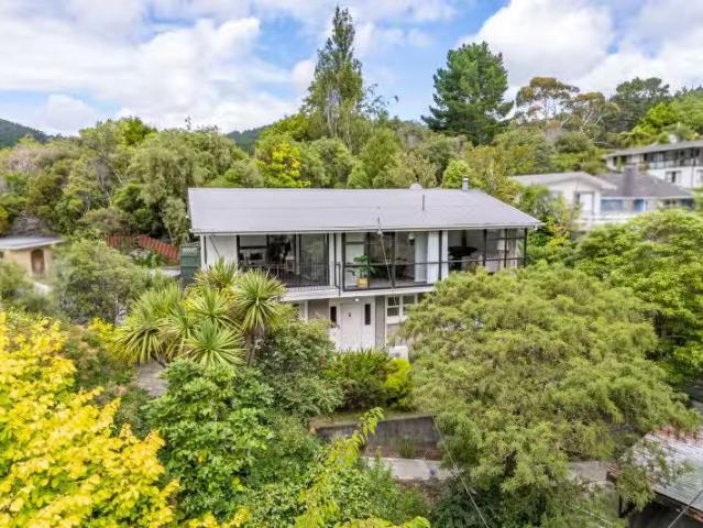 House for sale in Pauatahanui, Wellington