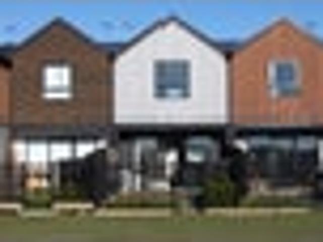 Townhouse for sale in Harewood, Canterbury