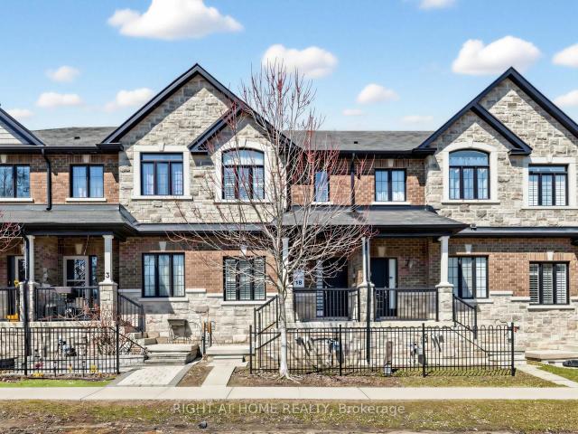 Townhouse for sale in Woburn, Ontario