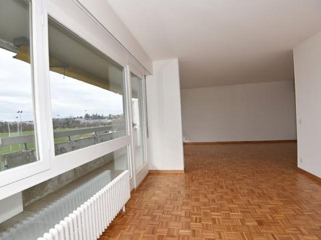 Haus mieten in Chavannes-près-Renens, Waadt