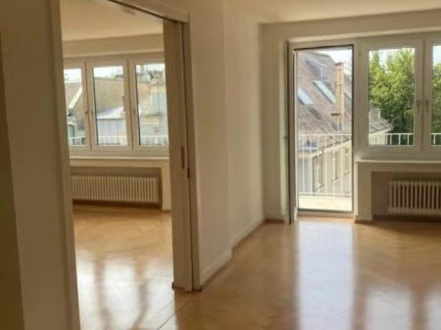 Apartment mieten in Einigen, Zürich