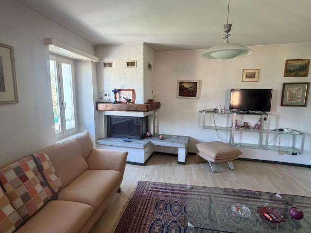Haus mieten in Gerra, Gambarogno, Tessin