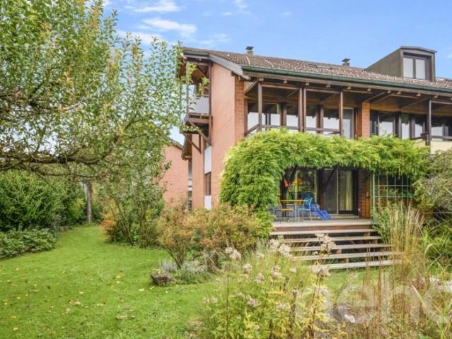 Reihenfamilienhaus kaufen in Mönchaltorf, Zürich