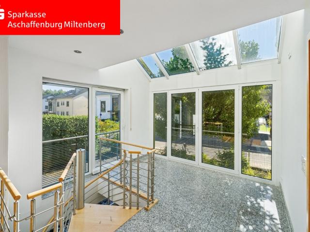 Wohnung kaufen in Goldbach, Bayern