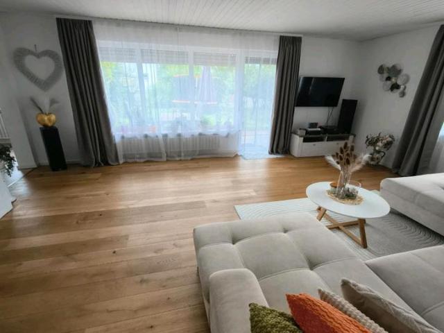 Wohnung kaufen in Thaining, Bayern