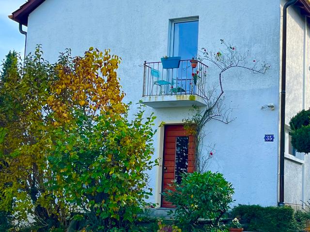 Haus mieten in Einigen, Zürich
