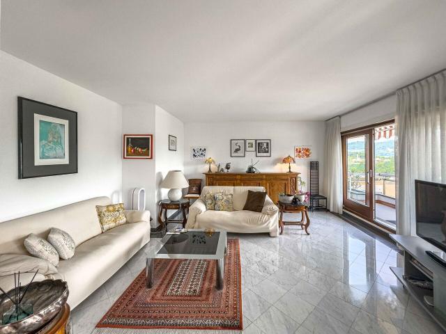 Attikawohnung kaufen in Aldesago, Tessin