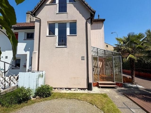 Reihenfamilienhaus kaufen in Birsfelden, Basel-Landschaft