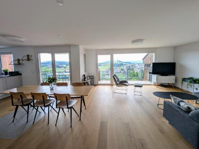 Reihenfamilienhaus mieten in Fislisbach, Aargau