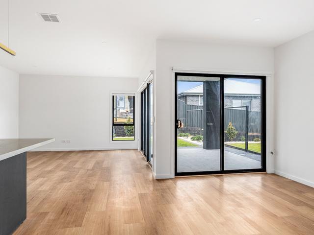 Townhouse for rent in Dunmore, Shellharbour City Council