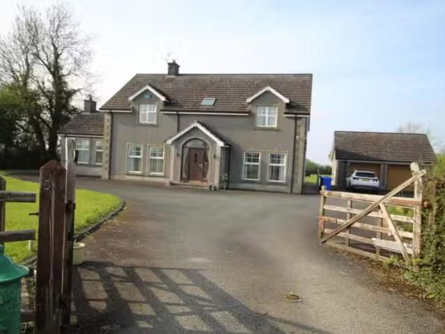 House for sale in Bluebell, North Tipperary