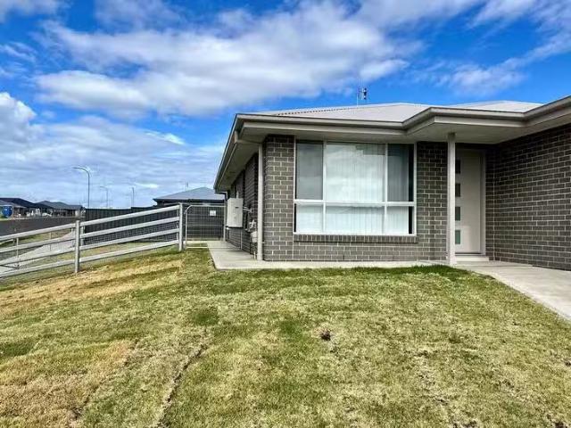 House for rent in Moore Creek, New South Wales