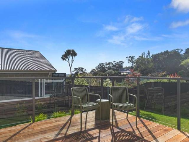 House for sale in Chaslands, Canterbury