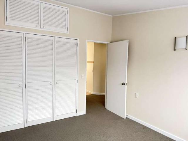 Townhouse for rent in Canterbury