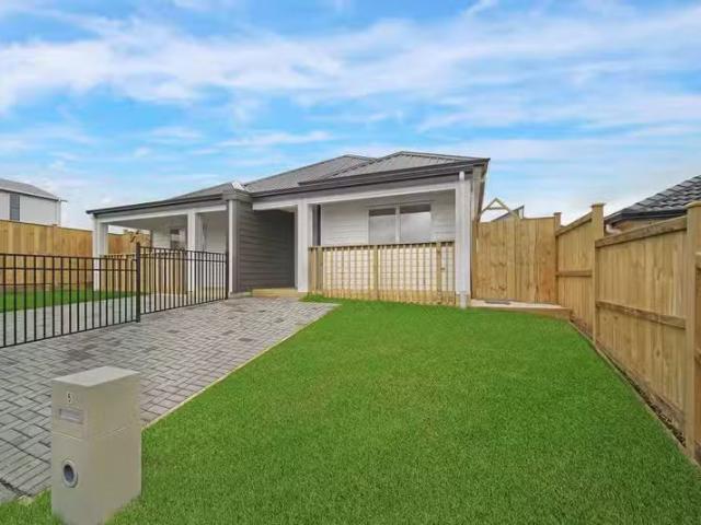 House for sale in Awhitu