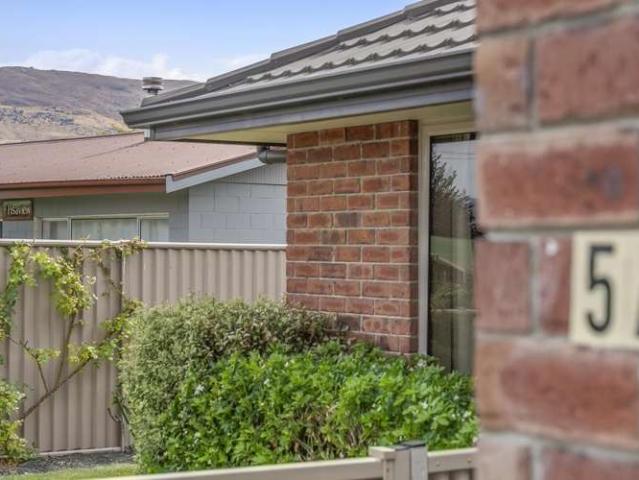 House for sale in Otakou