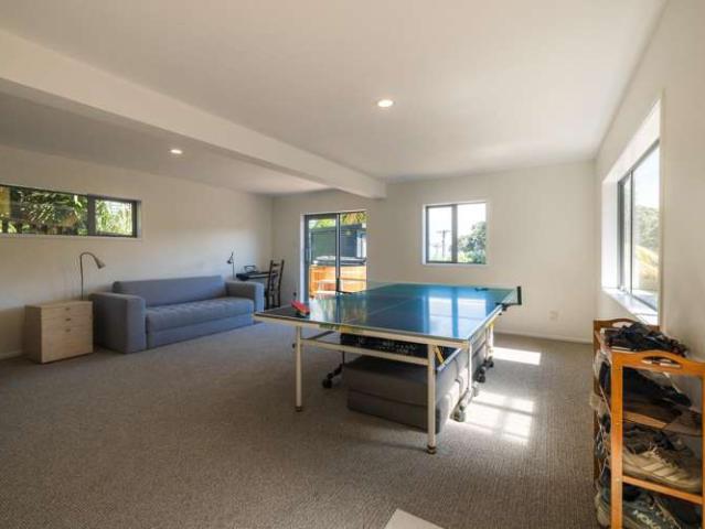 House for sale in Surfdale, Waiheke