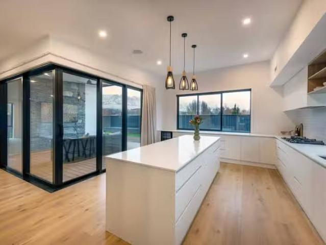 House for sale in Otakou