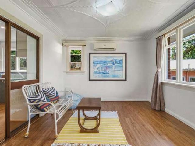 House for sale in Otakou