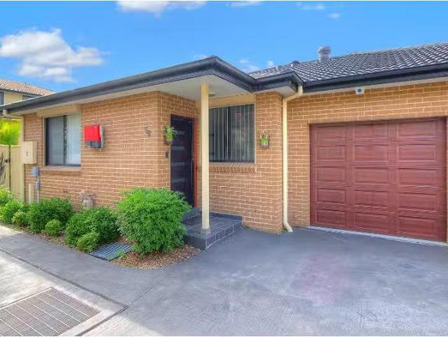 Condo for rent in Wentworthville