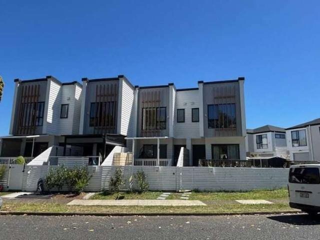 Townhouse for sale in Howick