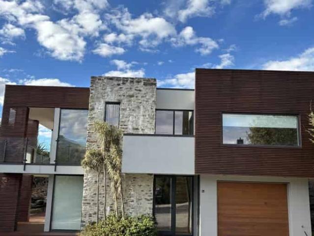 House for rent in Otakou
